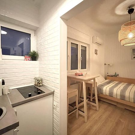 Rooftop Studio In The Heart Of Bucharest W Netflix 외부 사진