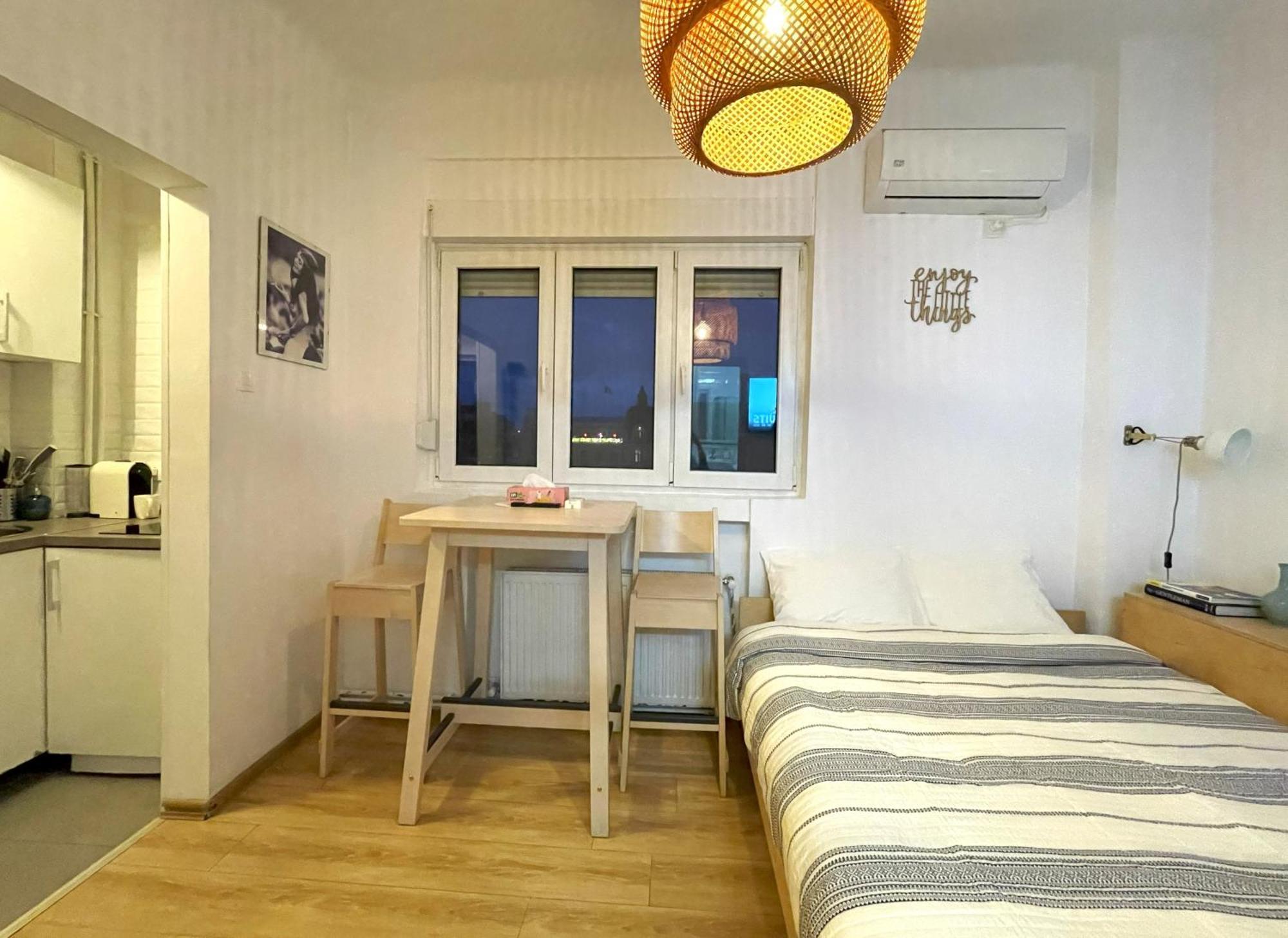 Rooftop Studio In The Heart Of Bucharest W Netflix 외부 사진